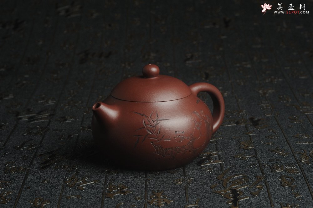 紫砂壶图片：【好壶已结缘 预定】油润底曹青 全手工高文旦 装饰人物 特文气 - 美壶网