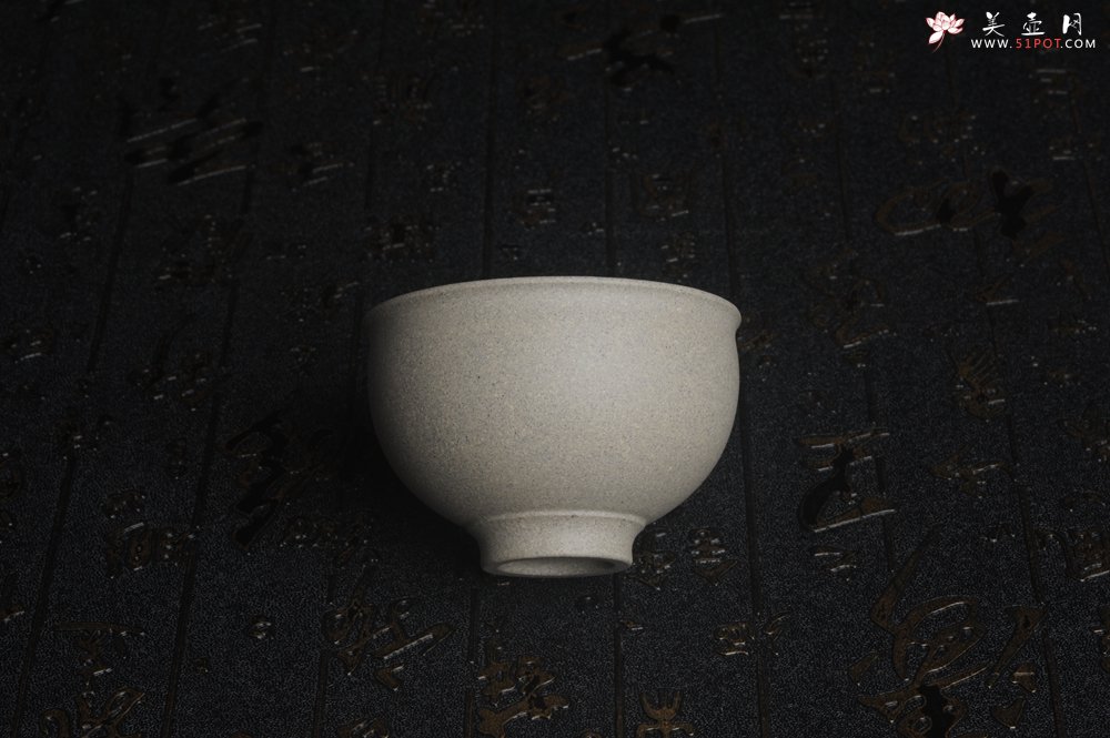 紫砂壶图片：优质白段泥精致手工品茗杯主人杯 茶人醉爱 - 美壶网