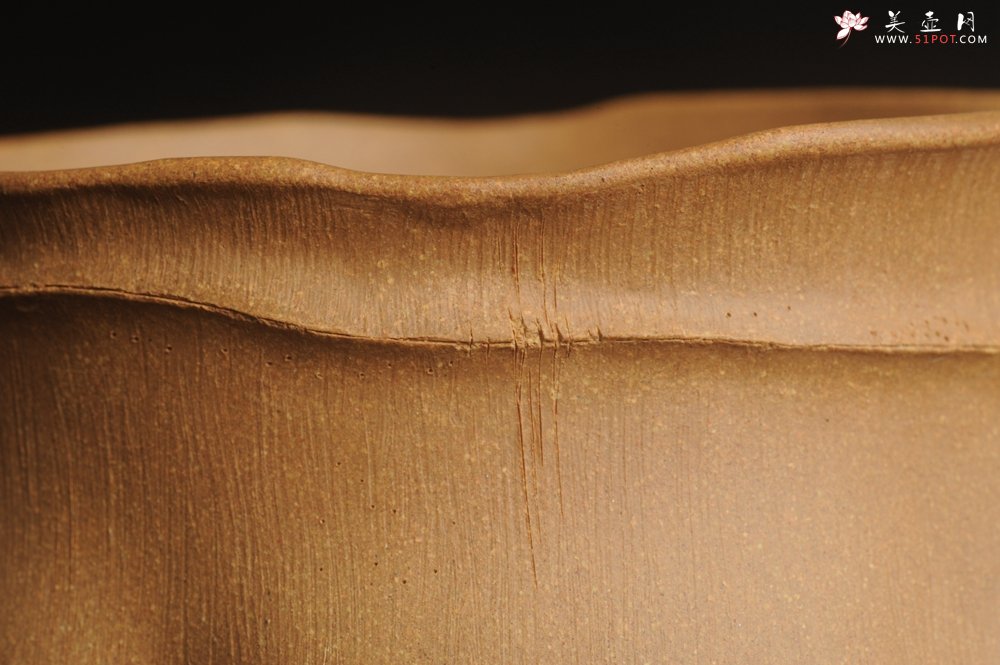 紫砂壶图片：全手大容量特好老黄段泥竹段公道杯 难度大 肌理丰富生动 - 美壶网