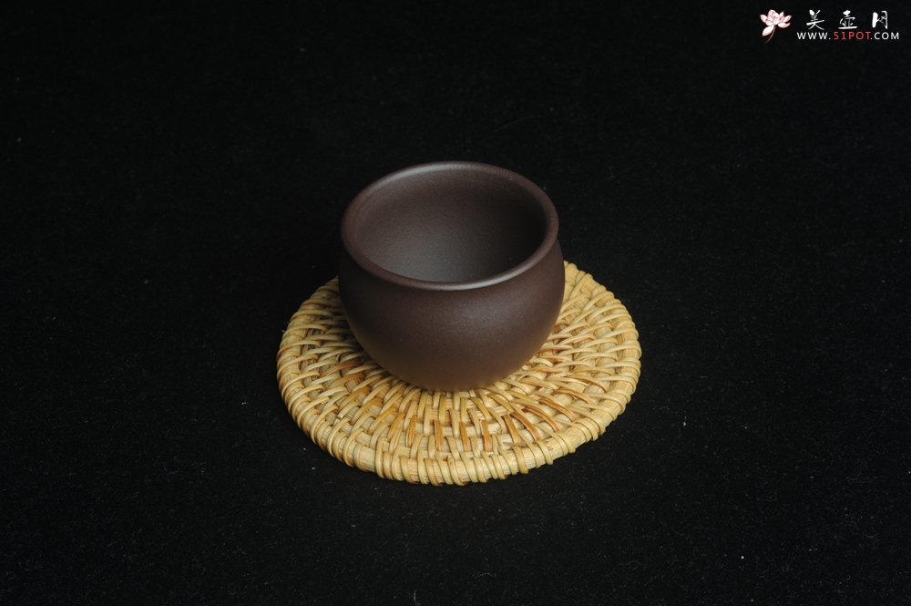 紫砂壶图片：优质老紫泥精致手工品茗杯大号主人杯 茶人醉爱 - 美壶网