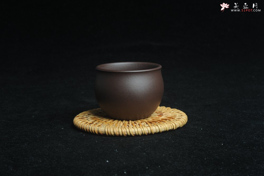 紫砂壶图片：优质老紫泥精致手工品茗杯大号主人杯 茶人醉爱 - 美壶网