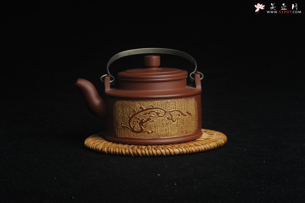 紫砂壶图片：美壶特惠 优质红清水泥精致宫廷直汲提梁 提梁为纯银材质 - 美壶网