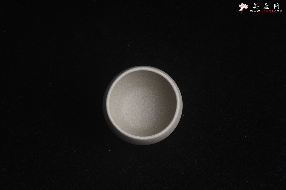 紫砂壶图片：优质白段泥精致手工品茗杯大号主人杯 茶人醉爱 - 美壶网