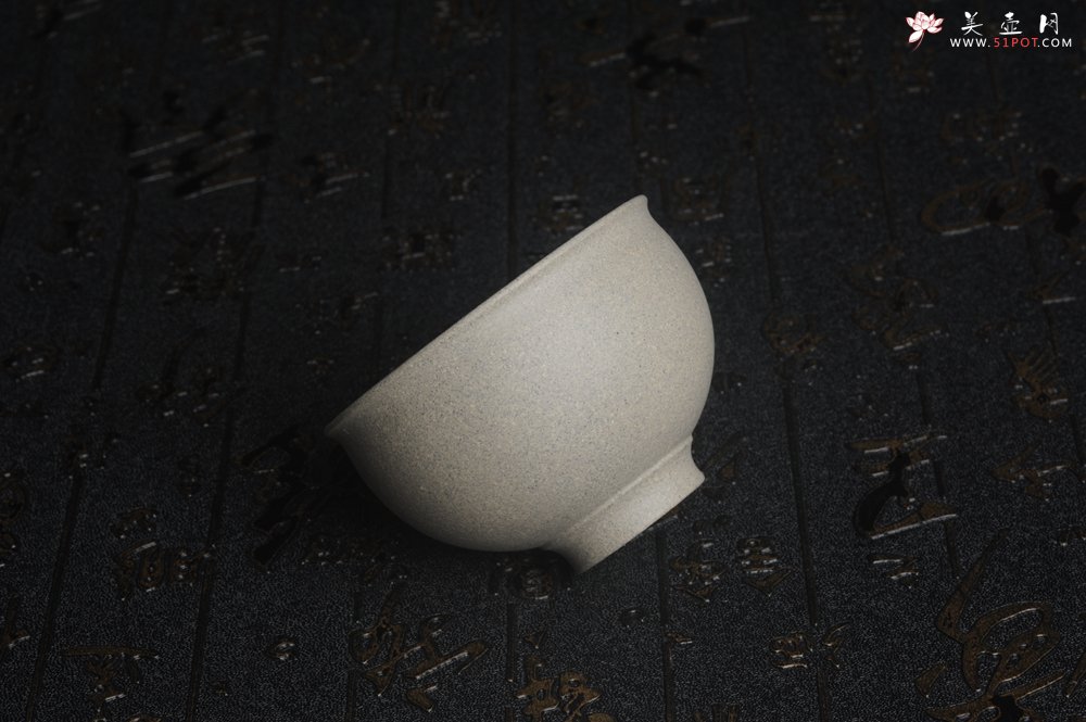 紫砂壶图片：优质白段泥精致手工品茗杯主人杯 茶人醉爱 - 美壶网