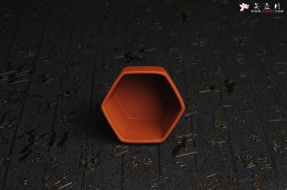紫砂壶图片：特好降坡泥精致手工六方杯 茶人醉爱 性价比高 - 美壶网