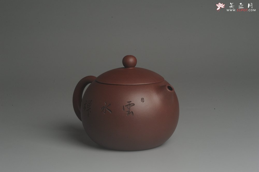 紫砂壶图片：美壶福利特惠 精致西施 精刻拜石图 茶人醉爱 - 美壶网