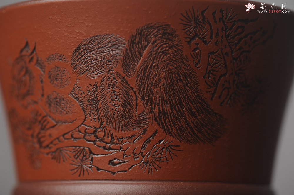 紫砂壶图片：美杯国庆特惠 精品好泥好工好刻雅致特厚实松鼠主人杯 - 美壶网