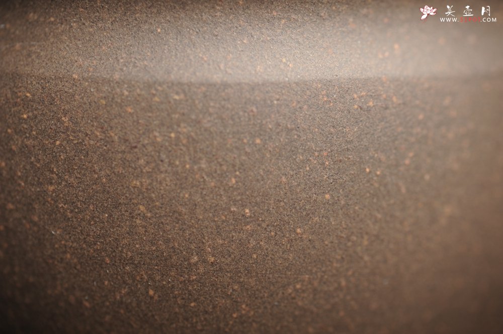 紫砂壶图片：美杯国庆特惠 精品好泥好工好刻雅致厚实泥绘山水主人杯 茶人醉爱 - 美壶网