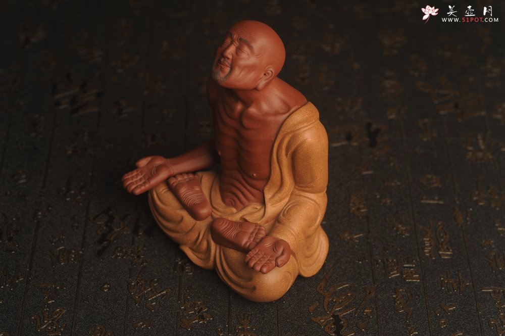 紫砂壶图片：迎中秋特惠紫砂雕塑 精工好料沐心罗汉 高14cm - 美壶网