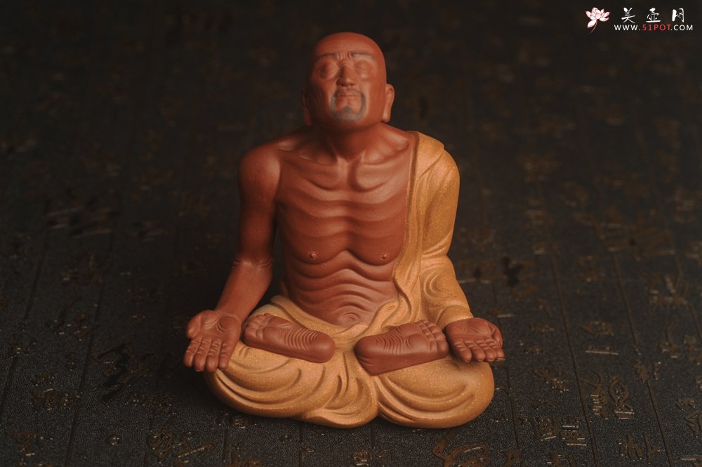 紫砂壶图片：迎中秋特惠紫砂雕塑 精工好料沐心罗汉 高14cm - 美壶网