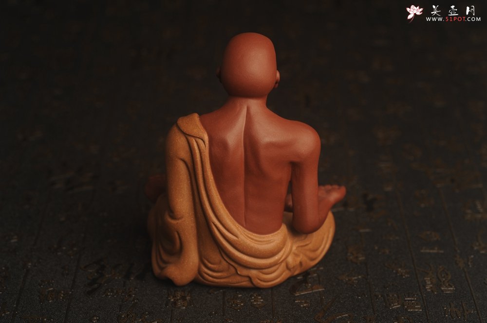 紫砂壶图片：迎中秋特惠紫砂雕塑 精工好料沐心罗汉 高14cm - 美壶网