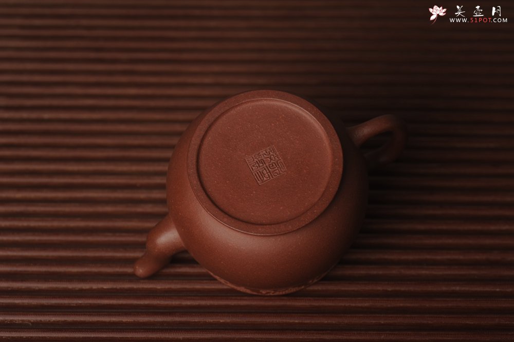 紫砂壶图片：美壶特惠 精致玉带瑞狮壶 - 美壶网