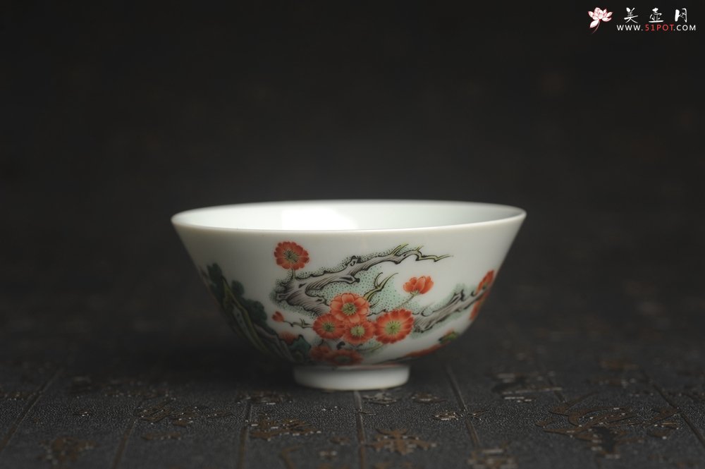 紫砂壶图片：玄辰器  精品古彩岁寒三友主人杯压手杯 景德镇茶杯 茶人醉爱 - 美壶网