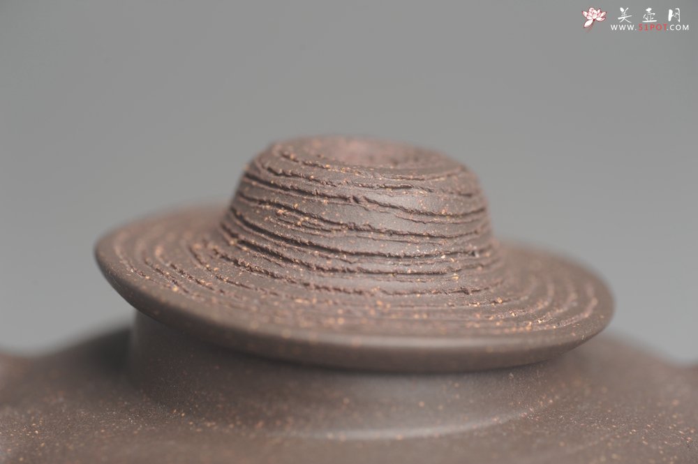 紫砂壶图片：美壶特惠 优质青灰段泥精致牧牛壶 茶人醉爱 - 美壶网