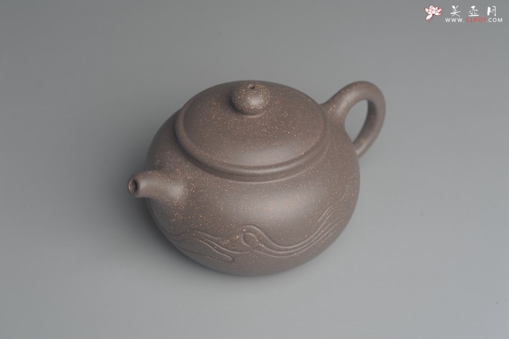 紫砂壶图片：美壶特惠 优质青灰段泥精致行云流水套组 一壶（180cc）二杯一醒茶罐（280cc） - 美壶网