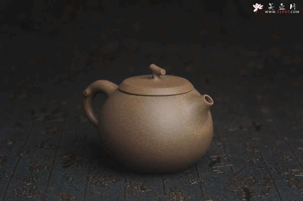 紫砂壶图片：美壶特惠 精致青段茄瓜物语壶 茶人醉爱 - 美壶网