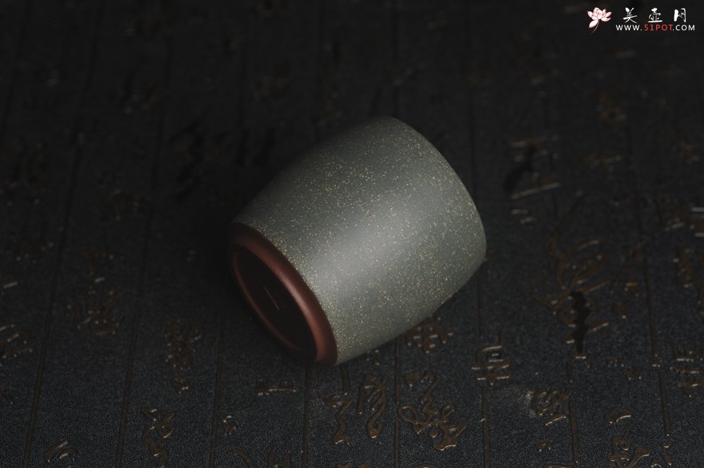 紫砂壶图片：美杯国庆特惠 精品好泥好工雅致厚实清莲主人杯二式 - 美壶网