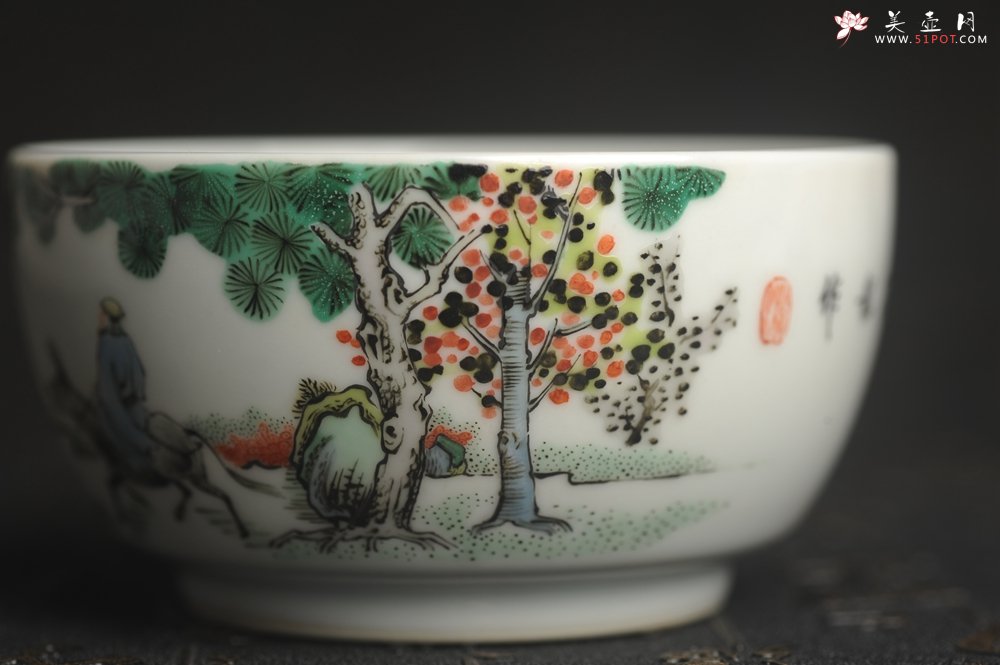 紫砂壶图片：玄辰器 精品古彩踏歌行主人杯压手杯 景德镇茶杯 茶人醉爱 - 美壶网