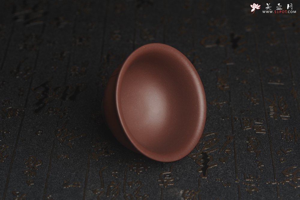 紫砂壶图片：美杯特惠 精品好泥好工雅致知足常乐主人杯 压手杯 - 美壶网