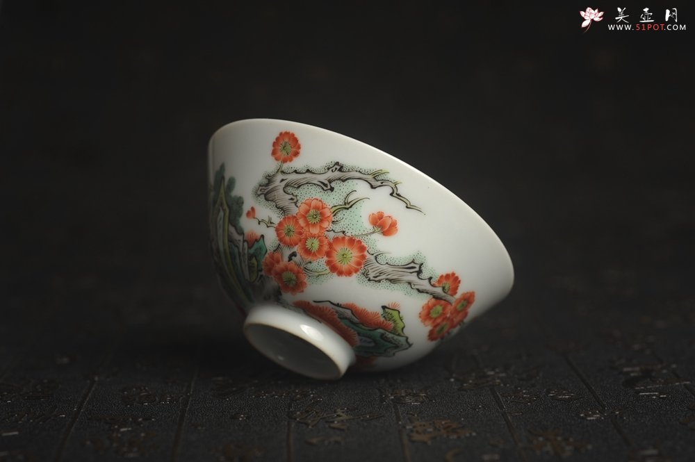 紫砂壶图片：玄辰器  精品古彩岁寒三友主人杯压手杯 景德镇茶杯 茶人醉爱 - 美壶网