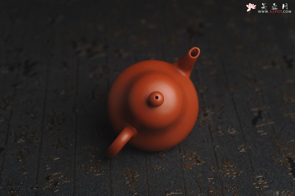 紫砂壶图片：美壶福利回馈 精致优质朱泥梨形壶 茶人醉爱 - 美壶网