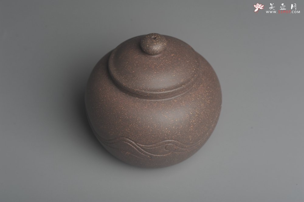 紫砂壶图片：美壶特惠 优质青灰段泥精致行云流水套组 一壶（180cc）二杯一醒茶罐（280cc） - 美壶网