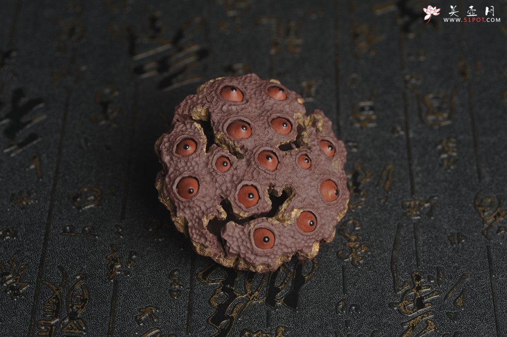 紫砂壶图片：美宠特惠 精致莲蓬茶宠摆件 直径7.5cm 茶盘尤物 - 美壶网