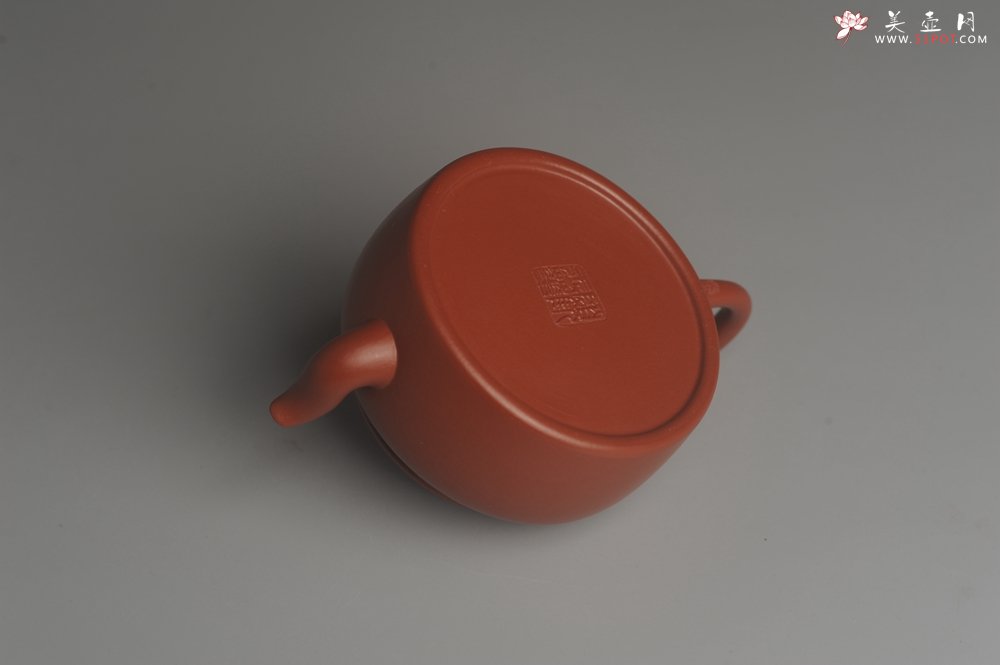 紫砂壶图片：小煤窑朱泥精工全手小旭帽壶 茶人醉爱 - 美壶网