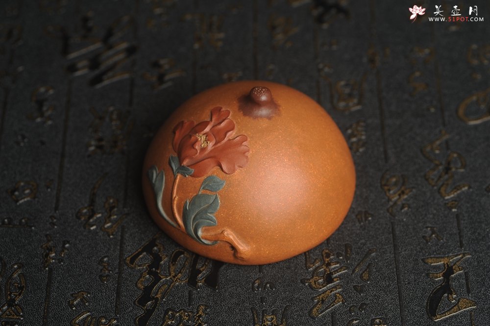 紫砂壶图片：美宠特惠 精致全手工 牡丹贴花特灵动 盖托 茶宠摆件直径8.5cm高5cm - 美壶网