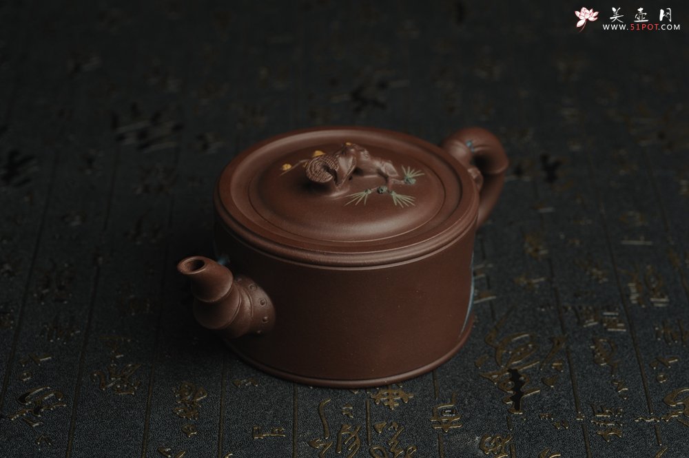 紫砂壶图片：美壶特惠 精工岁寒三友松竹梅竹段壶 嵌盖难度大 文气雅致 - 美壶网