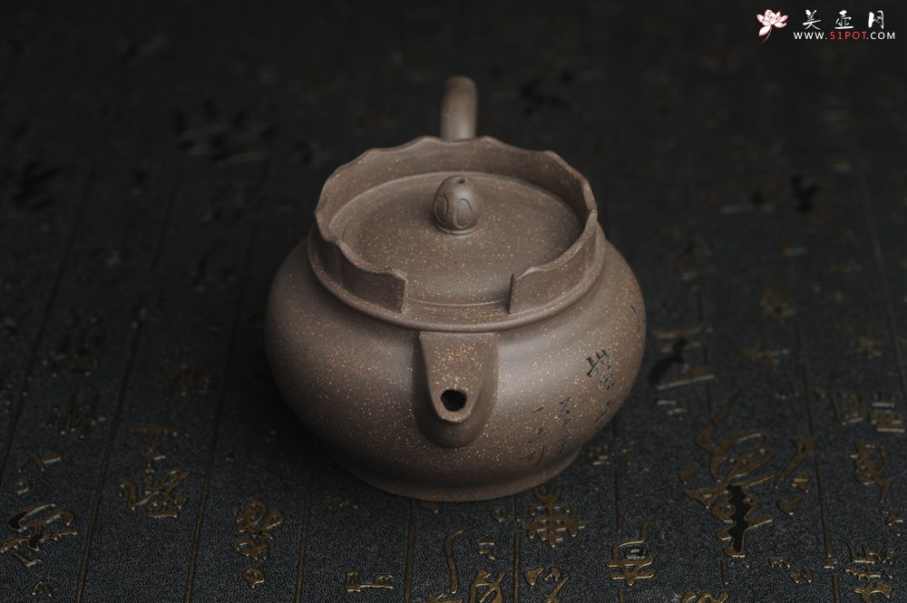 紫砂壶图片：美壶特惠 优质青灰段泥精致僧帽壶 茶人醉爱 - 美壶网