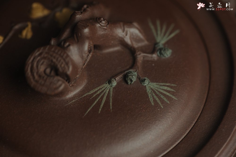 紫砂壶图片：美壶特惠 精工岁寒三友松竹梅竹段壶 嵌盖难度大 文气雅致 - 美壶网