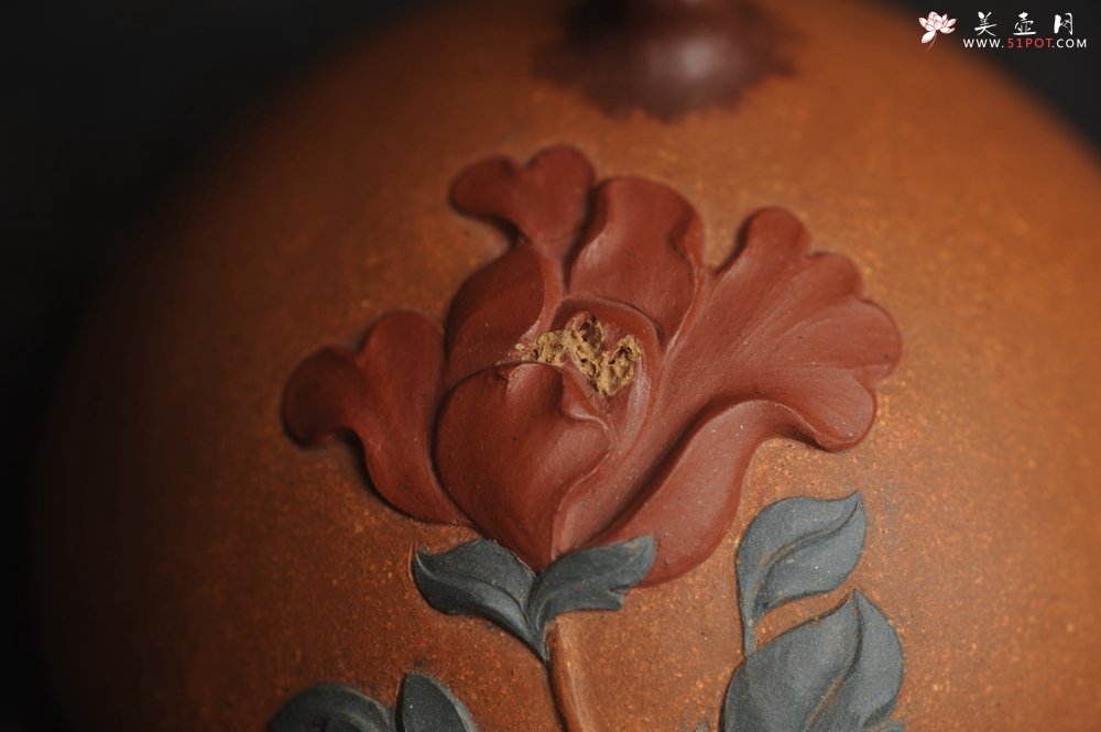 紫砂壶图片：美宠特惠 精致全手工 牡丹贴花特灵动 盖托 茶宠摆件直径8.5cm高5cm - 美壶网