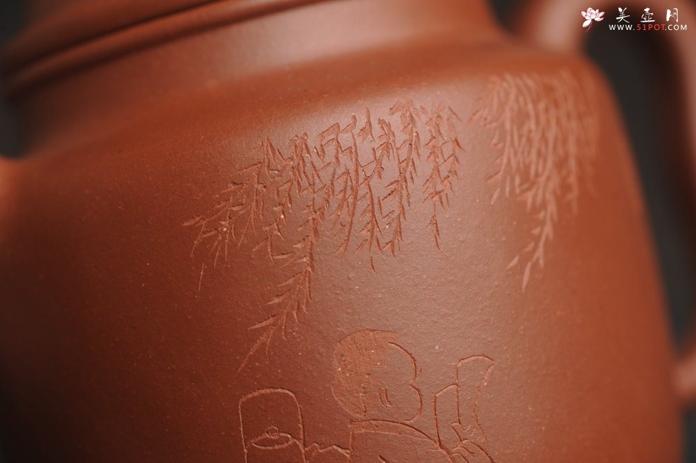 紫砂壶图片：美壶特惠  精致老清水泥高德中茶壶 装饰柳树下童子读书图 特文气 - 美壶网