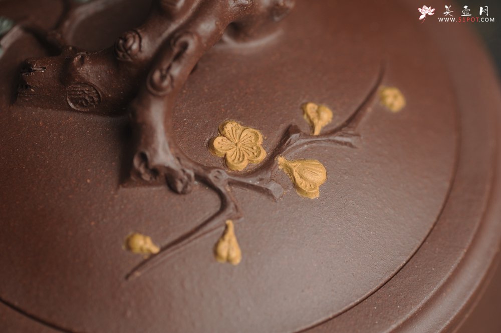 紫砂壶图片：美壶特惠 沈老师年末精工岁寒三友松竹梅 嵌盖难度大 文气雅致 - 美壶网