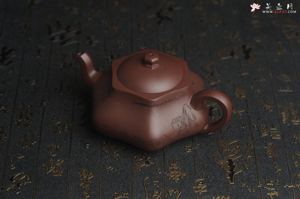 紫砂壶图片：美壶特惠 精致老紫泥六方福缘壶 茶人醉爱 - 美壶网