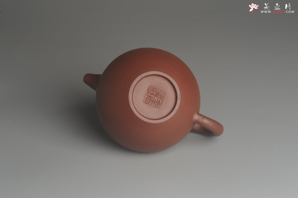 紫砂壶图片：油润底曹青 全手工寿珍掇球 深得老味 做工灰常好 请君细品 作品说话 - 美壶网