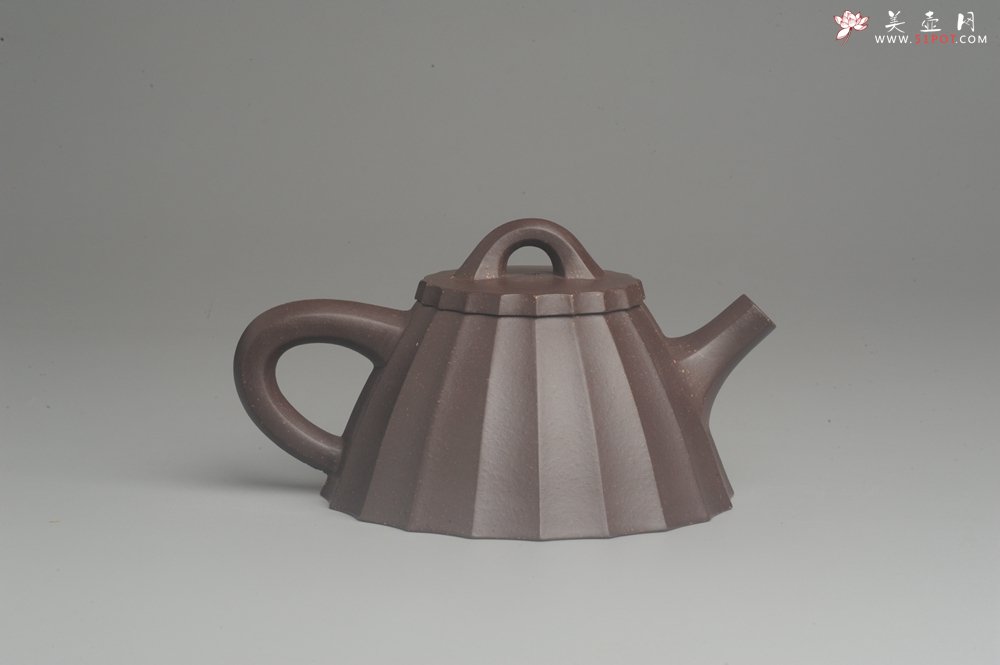 紫砂壶图片：美壶特惠 精致紫泥筋囊霸王石瓢 实用 - 美壶网