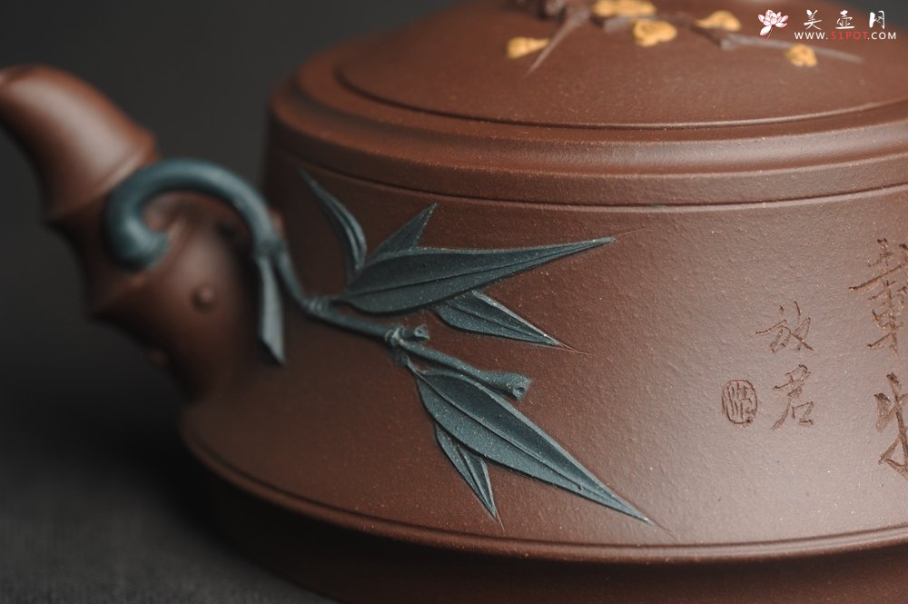 紫砂壶图片：美壶特惠 优质紫泥松竹梅紫砂茶壶 厚德载物 茶人醉爱 - 美壶网