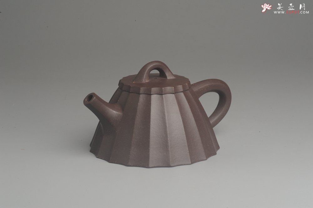 紫砂壶图片：美壶特惠 精致紫泥筋囊霸王石瓢 实用 - 美壶网