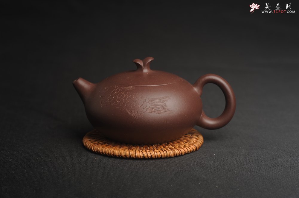 紫砂壶图片：美壶特惠 优质紫泥年年有余壶 茶人醉爱 - 美壶网