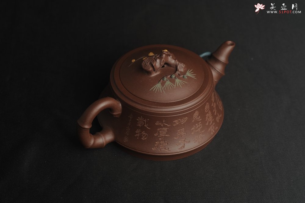紫砂壶图片：美壶特惠 优质紫泥松竹梅紫砂茶壶 厚德载物 茶人醉爱 - 美壶网
