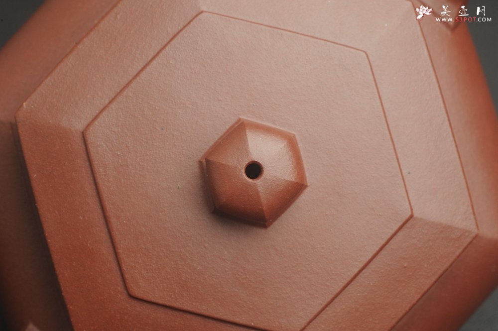 紫砂壶图片：美壶特惠 全手工优质紫红泥精致大彬六方 特文气 - 美壶网