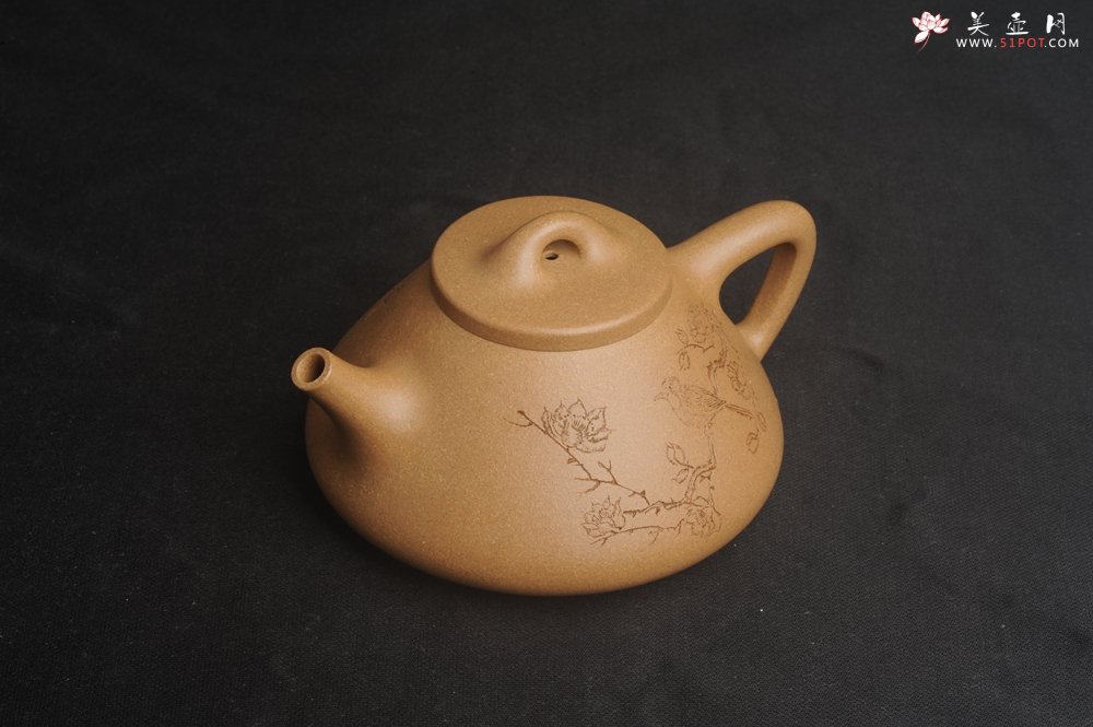 紫砂壶图片：美壶特惠 特精致老黄段子冶石瓢 暗香浮动 特文气 - 美壶网