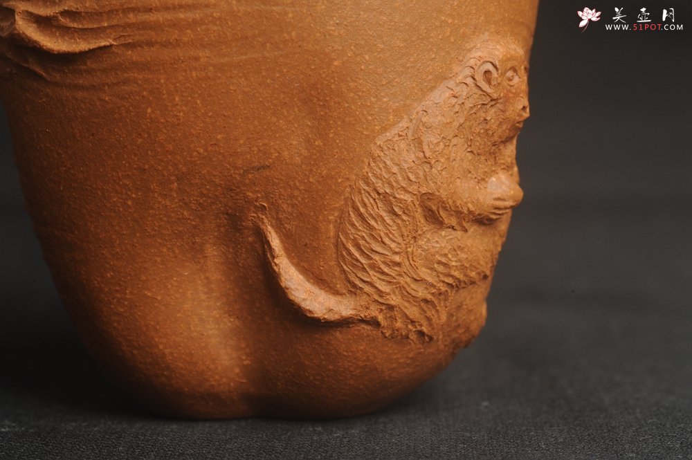 紫砂壶图片：潜力股赵老师 优质黄降坡泥 全手工金猴桃杯 主人杯 - 美壶网