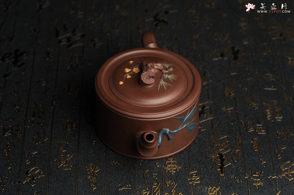 紫砂壶图片：美壶特惠 精致松竹梅岁寒三友竹段壶 茶人醉爱 - 美壶网