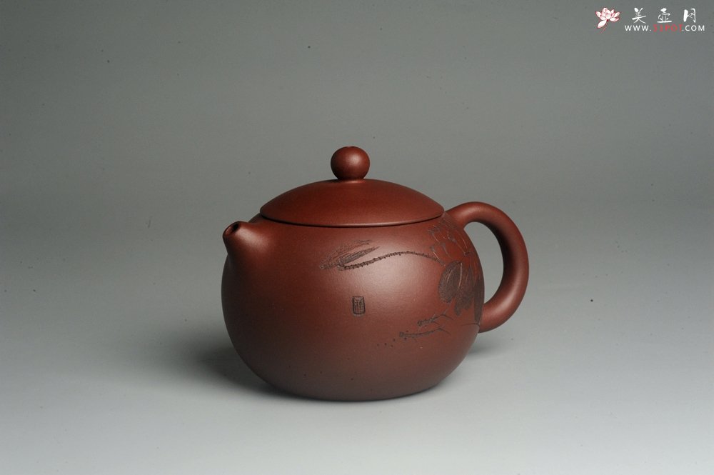 紫砂壶图片：美壶特惠 精致荷风十里优质紫泥西施 装饰田园荷叶游鱼之乐特文气 茶人醉爱 - 美壶网