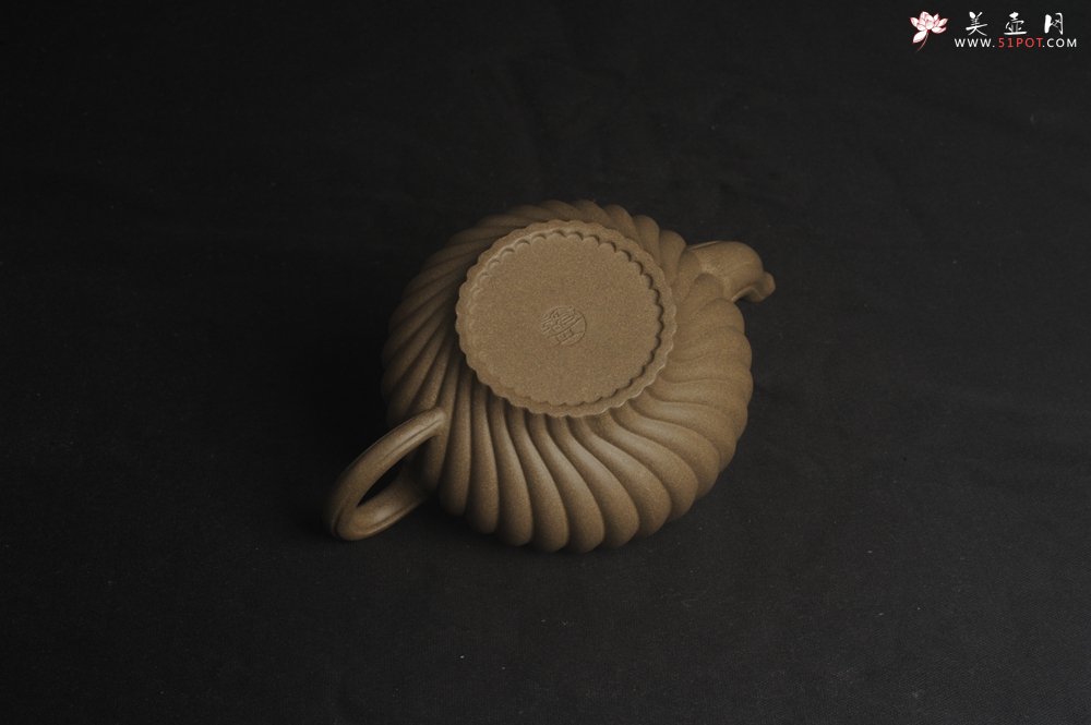 紫砂壶图片：美壶特惠 精致青段旋风紫砂壶 - 美壶网