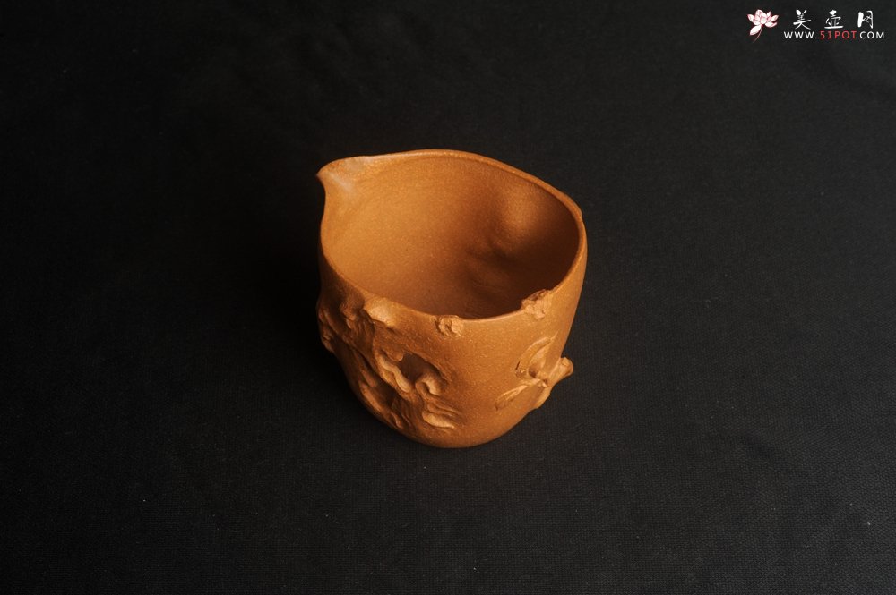 紫砂壶图片：美杯特惠 潜力股赵老师 全手工老黄段泥公道杯 贴页灵动 - 美壶网