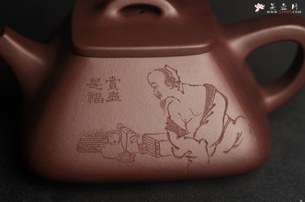 紫砂壶图片：美壶特惠 林旭陶 精致全手工混方石瓢 装饰人物特文气 此是诗仙坡老作 与君同试雨前茶 - 美壶网